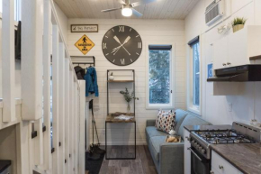 Tiny Homes by Snow Valley Lodging Fernie